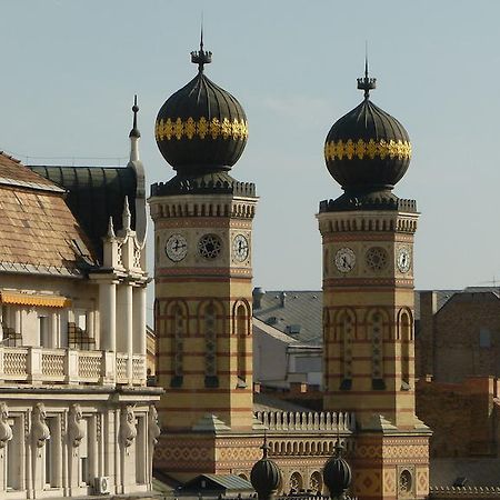 Downtown Oasis Pansiyon Budapeşte Dış mekan fotoğraf