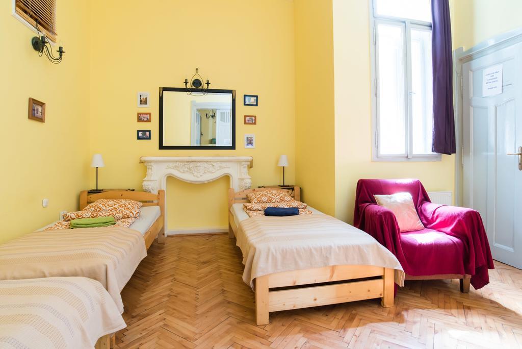 Downtown Oasis Pansiyon Budapeşte Dış mekan fotoğraf